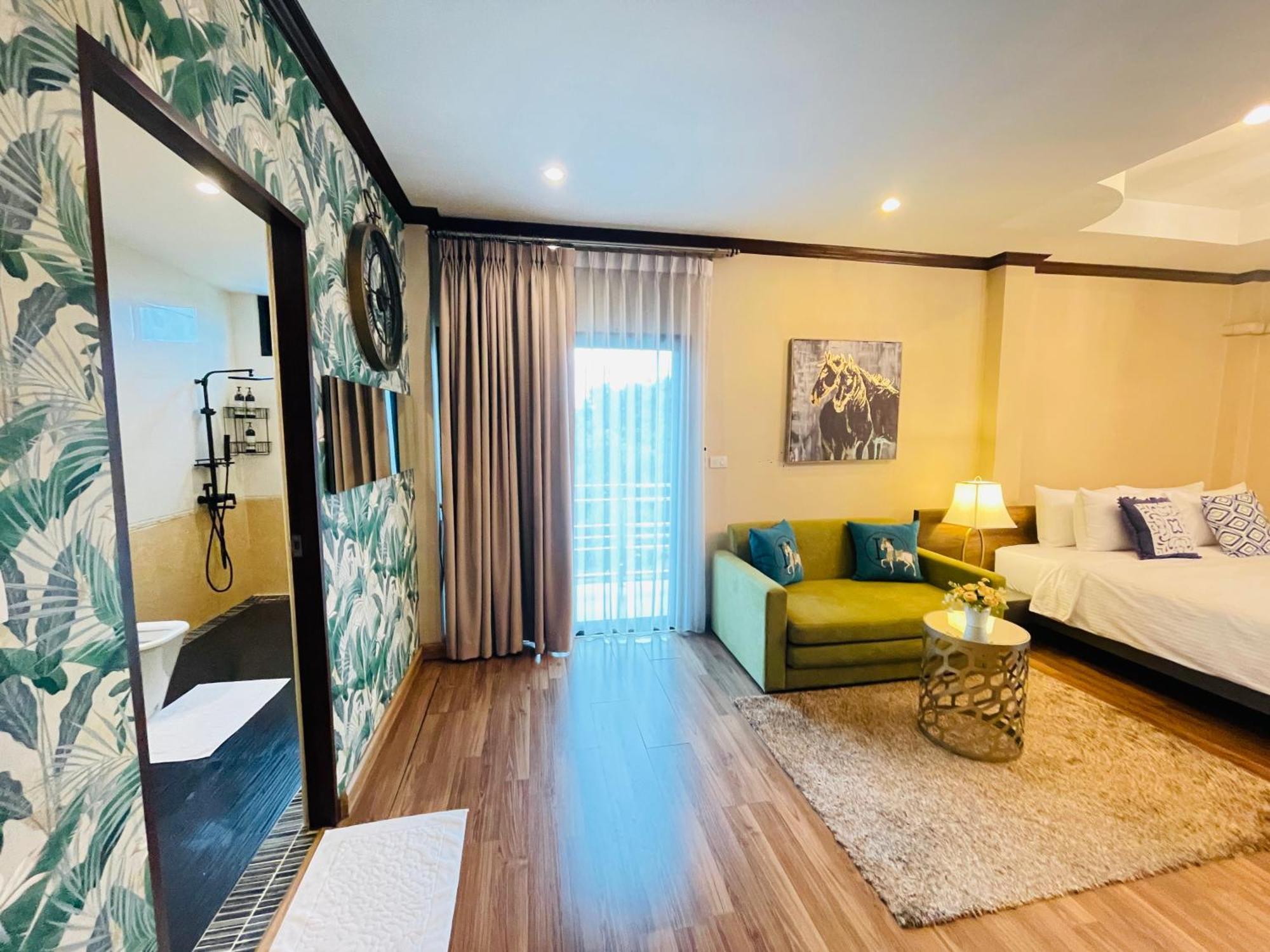 Romlaphass Boutique Villa กาฬสินธุ์ ภายนอก รูปภาพ