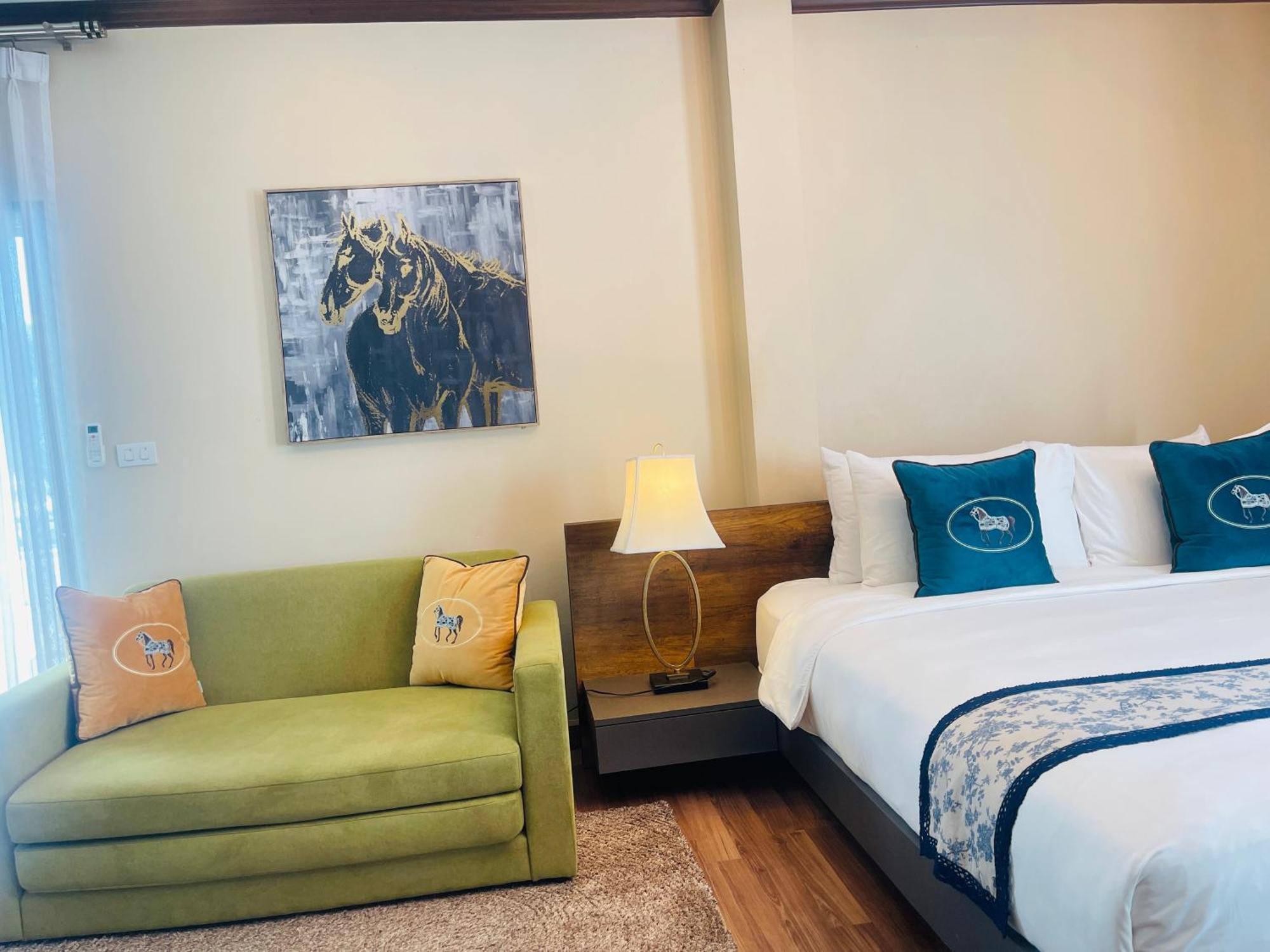 Romlaphass Boutique Villa กาฬสินธุ์ ภายนอก รูปภาพ